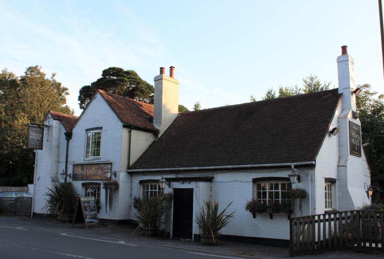 Monkey Brewhouse Hotel Lymington Exterior foto